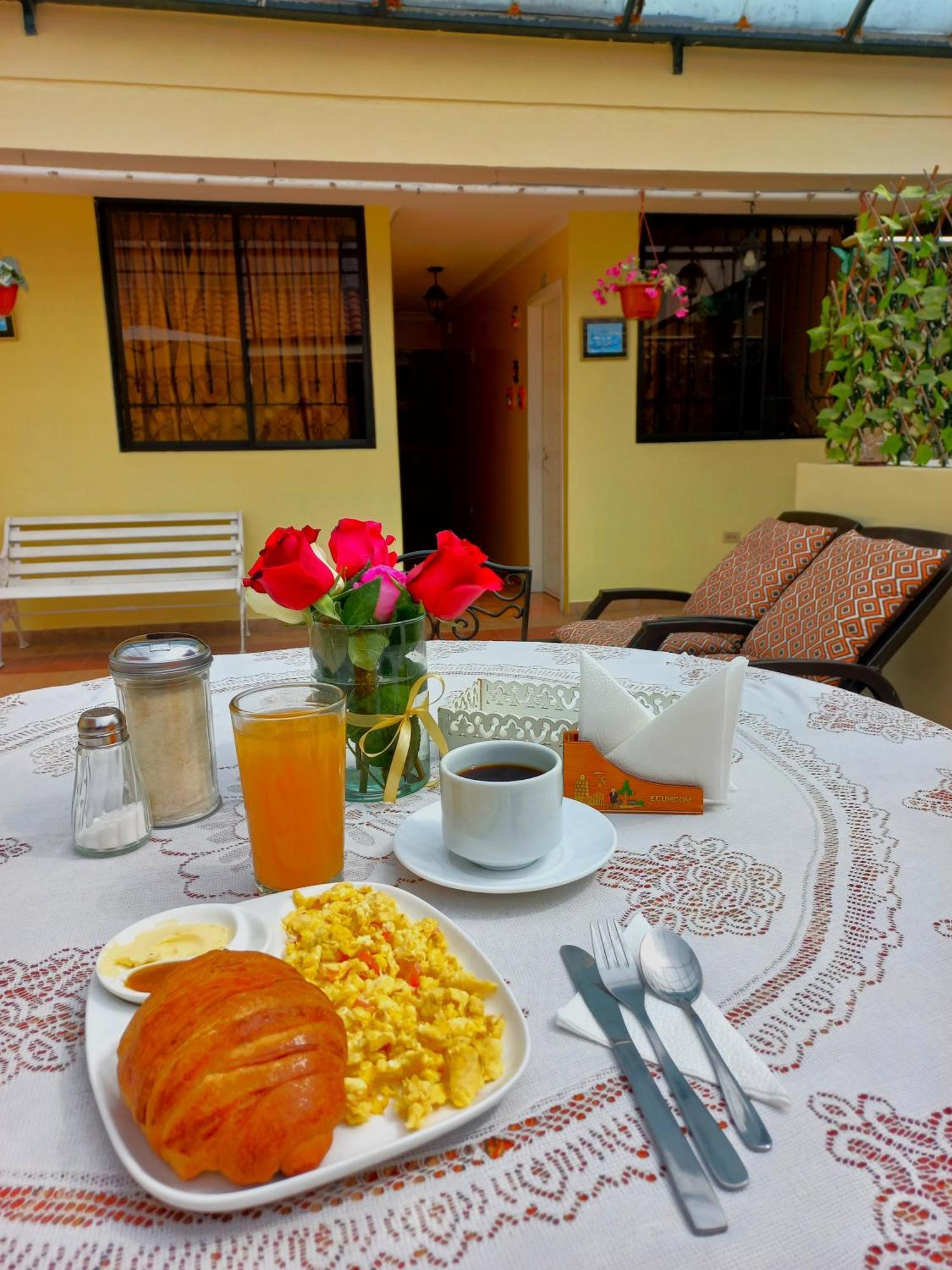 La Rosario Hotel Quito Exterior photo